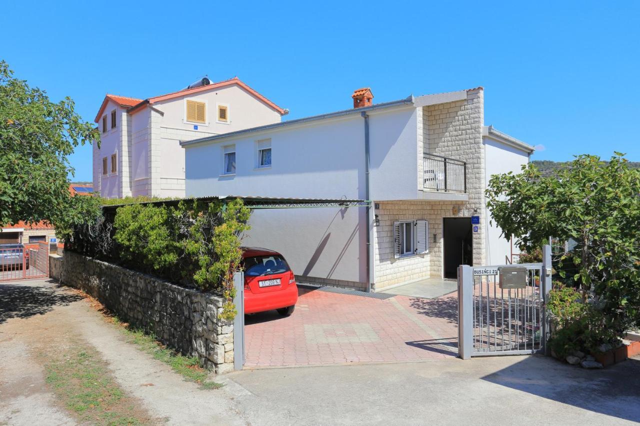 Apartments By The Sea Businci, Ciovo - 9450 Trogir Buitenkant foto