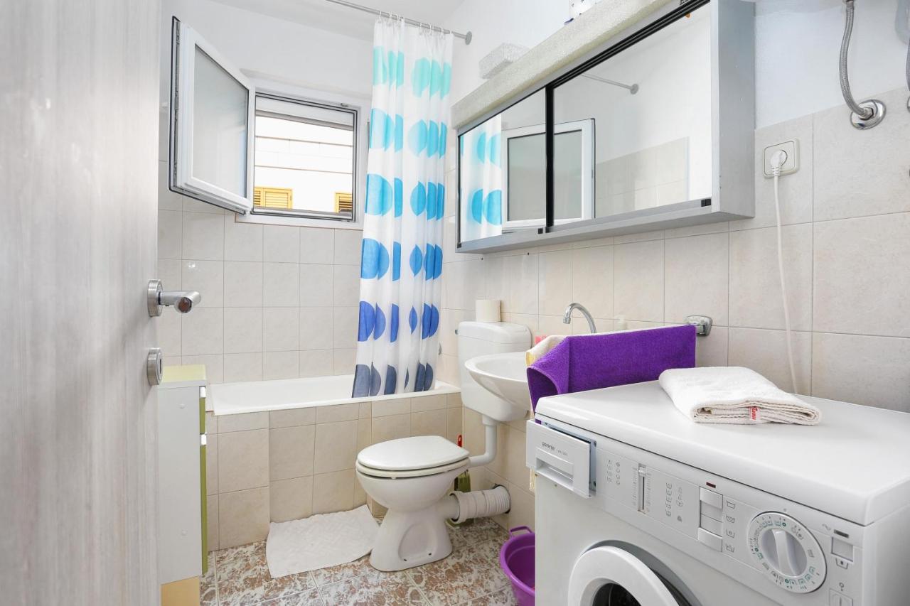 Apartments By The Sea Businci, Ciovo - 9450 Trogir Buitenkant foto